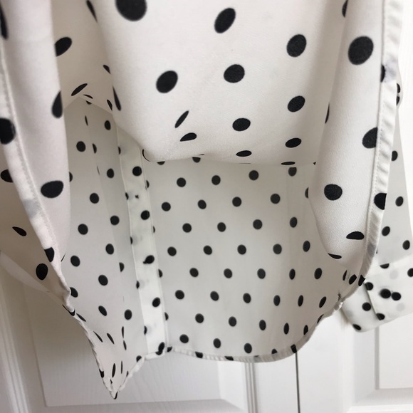 Express Polka Dot Button Down Blouse Size XS EUC - Picture 15 of 16